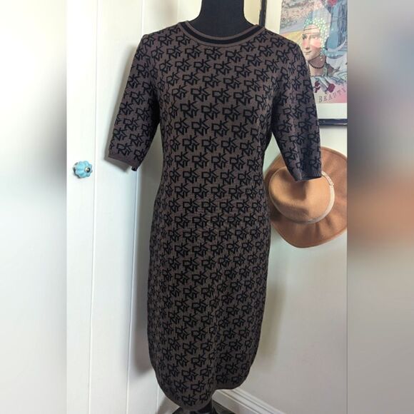 DKNY Logo Sweater Dress S Whimsigoth Preppy Feminine Transitional Cozy Capsule - Picture 1 of 9